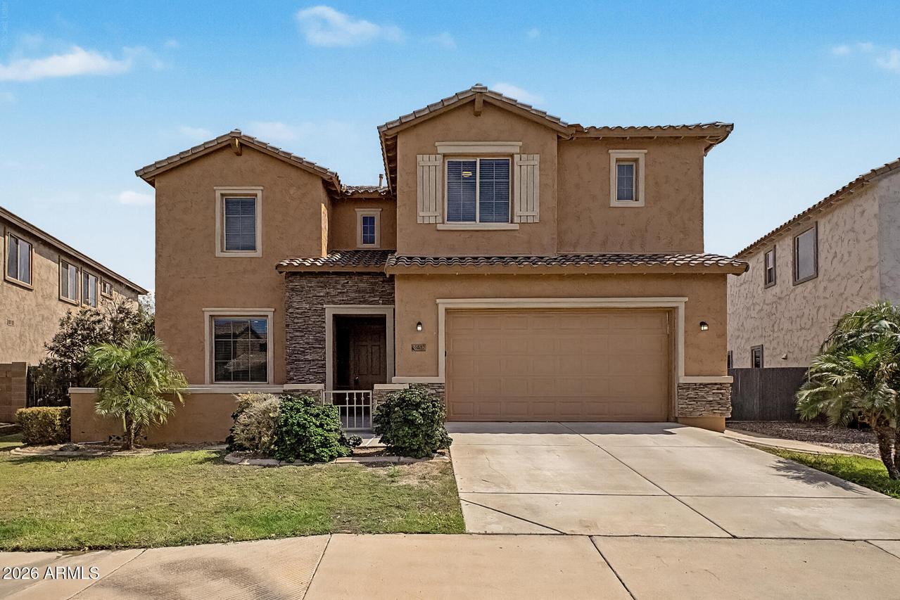 6893 S Black Hills Way, Chandler, AZ 85249