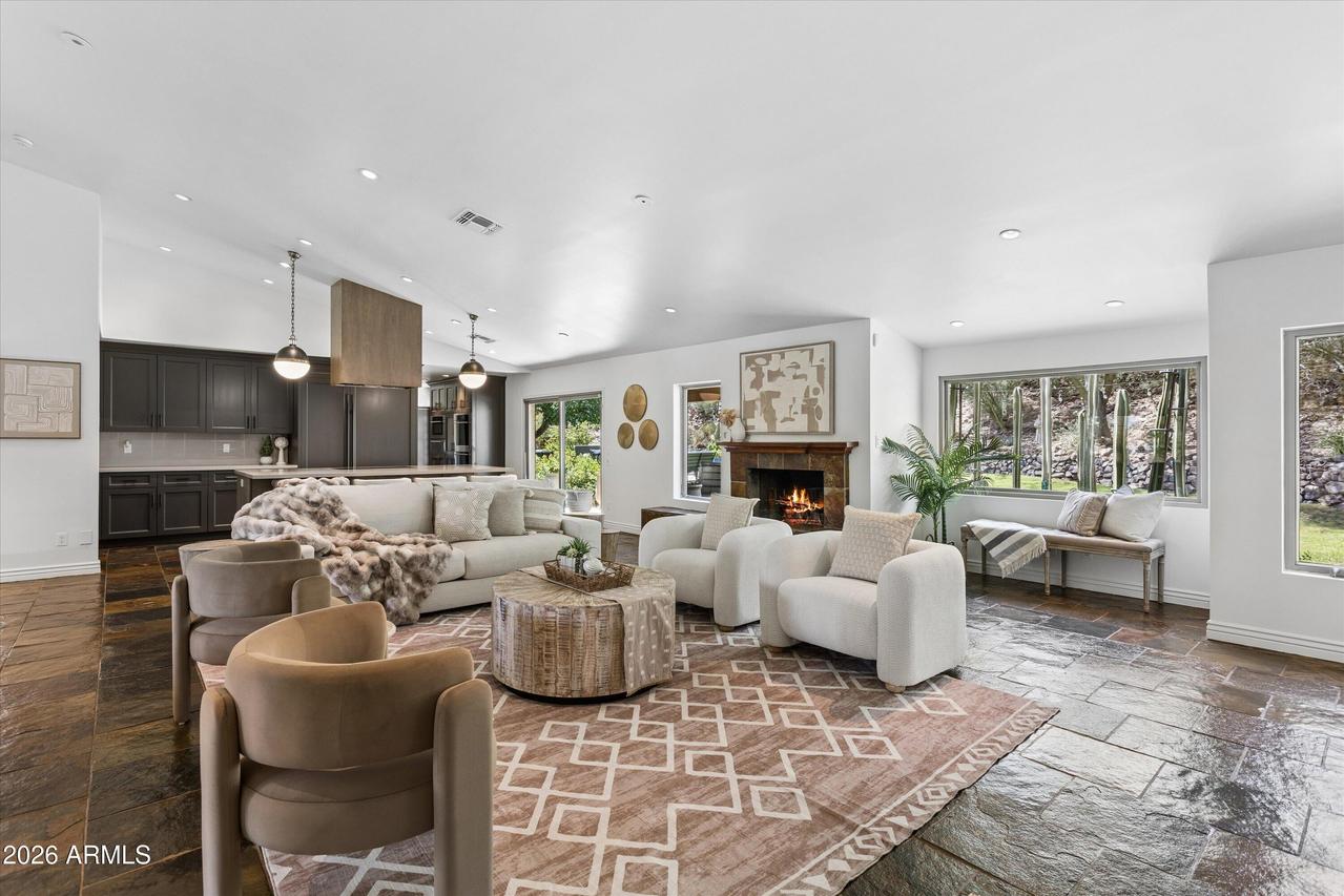 14018 N Coral Gables Dr., Phoenix, AZ 85023