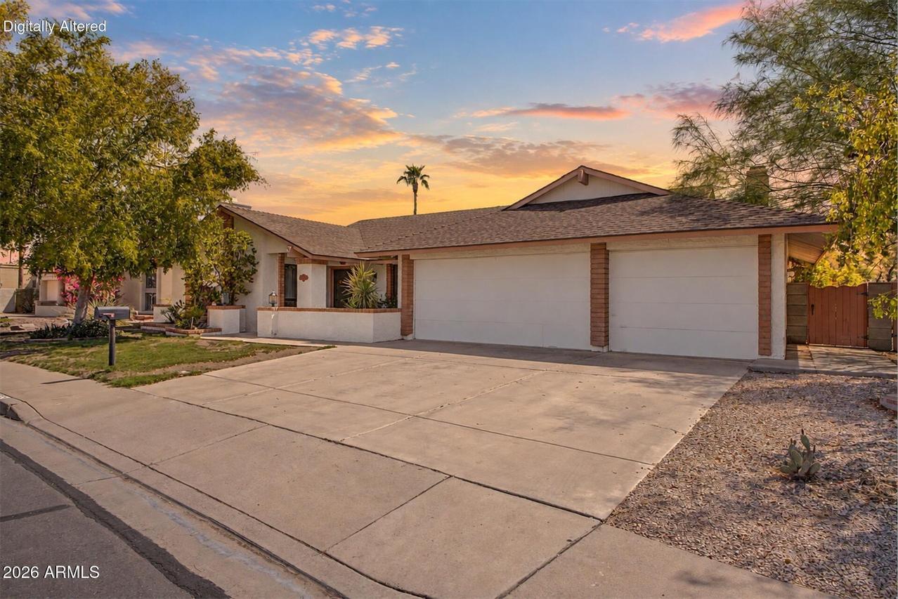 2613 S Playa, Mesa, AZ 85202