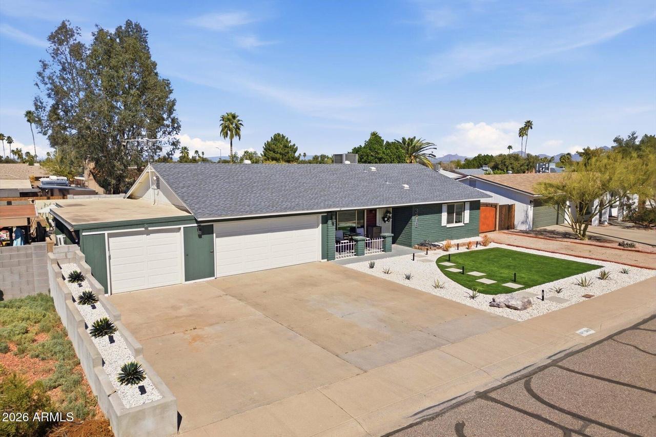 3418 E Lupine Ave., Phoenix, AZ 85028