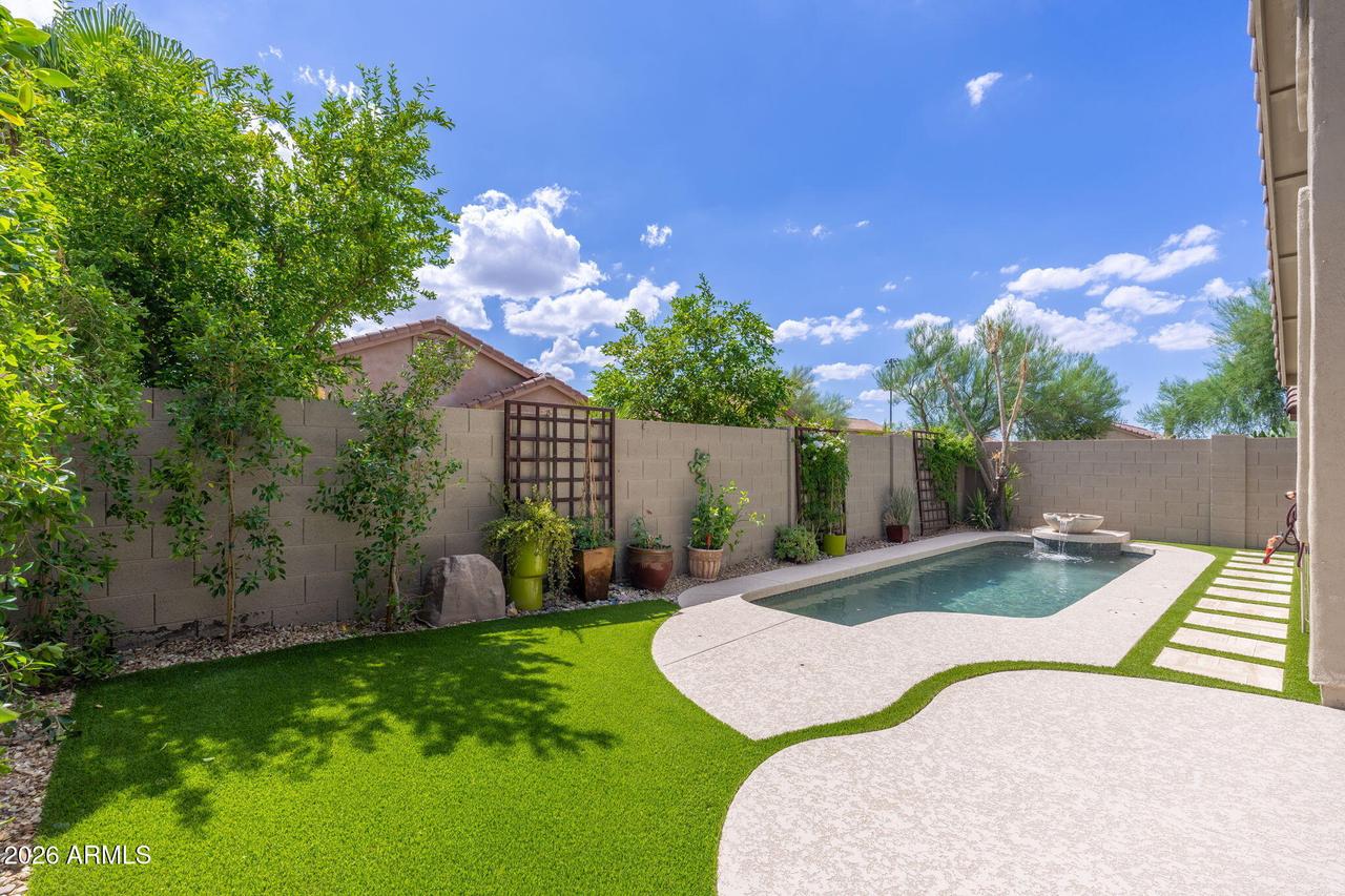 10215 E Hillery Dr., Scottsdale, AZ 85255
