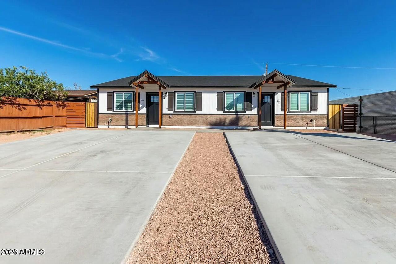 428 S 97th Pl., Mesa, AZ 85208