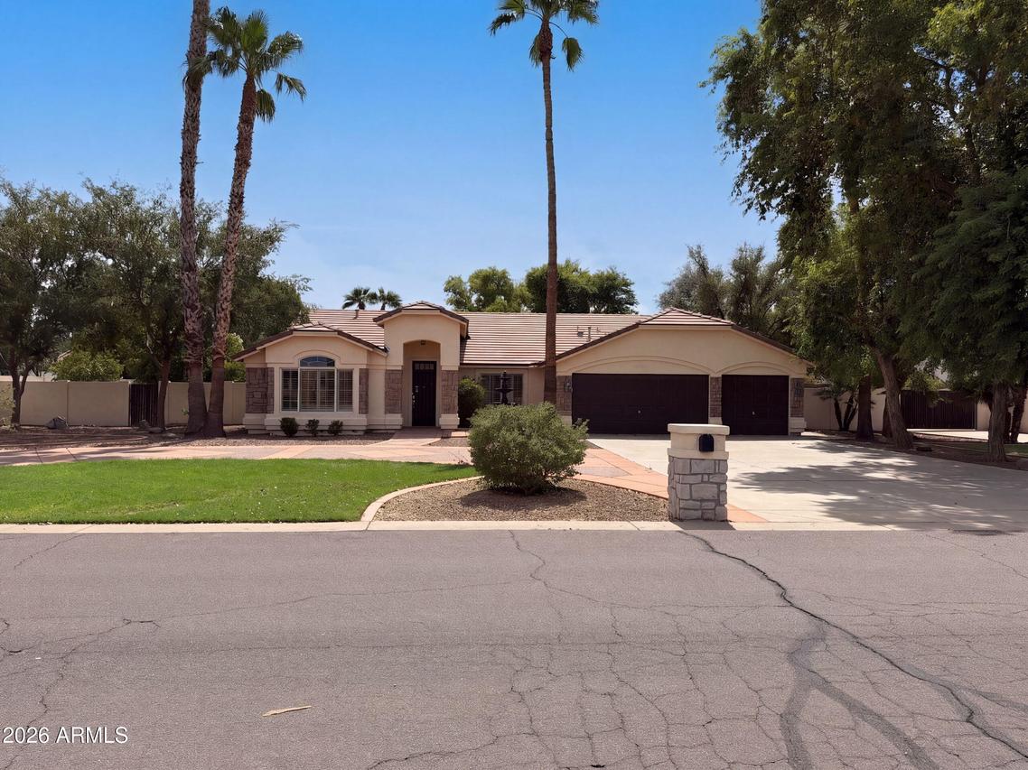 2599 E Arrowhead Tr., Gilbert, AZ 85297