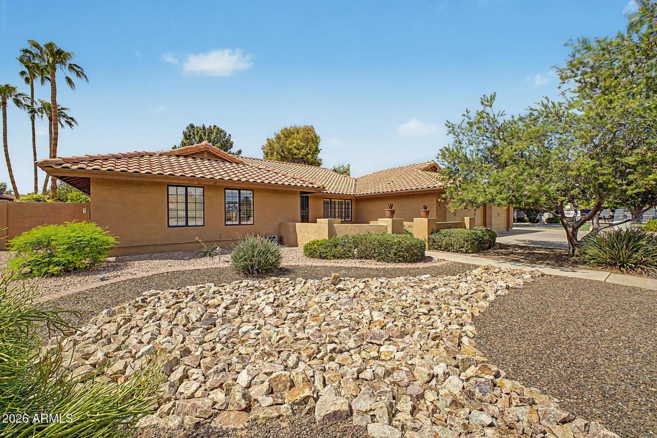 8122 S Palm Dr., Tempe, AZ 85284