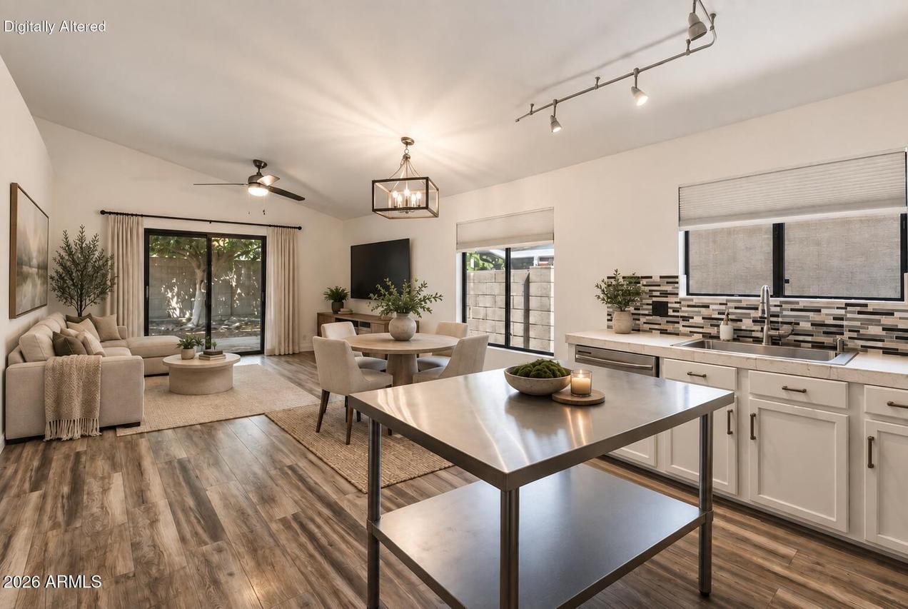 2120 E Donald Dr., Phoenix, AZ 85024