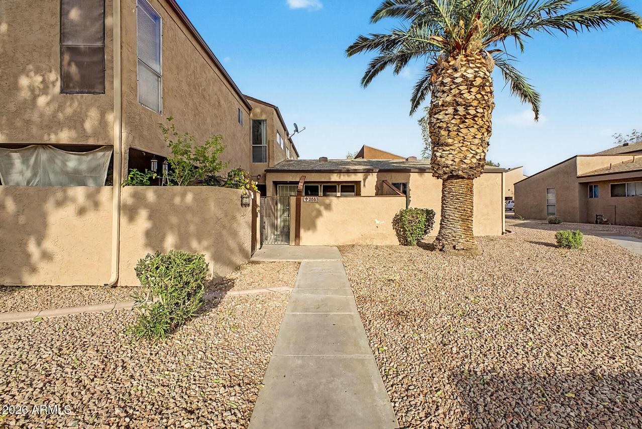 2663 E Silk Oak Dr., Tempe, AZ 85288