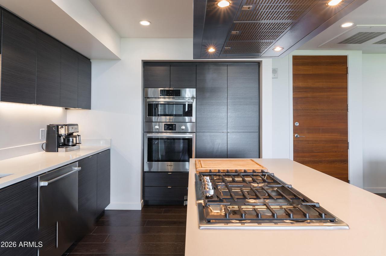 200 W Portland St. #624, Phoenix, AZ 85003