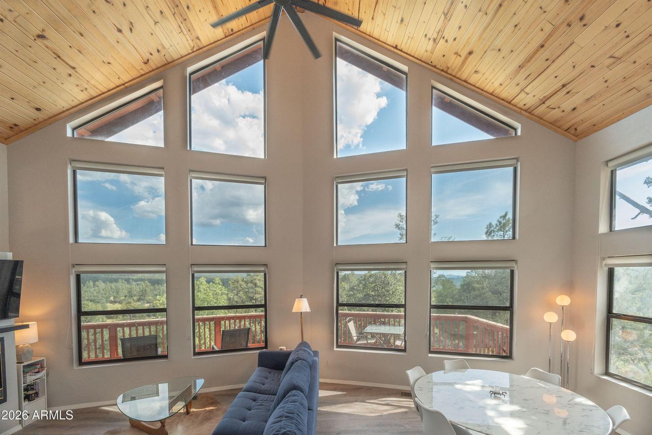 6075 W Pinon Way, Pine, AZ 85544
