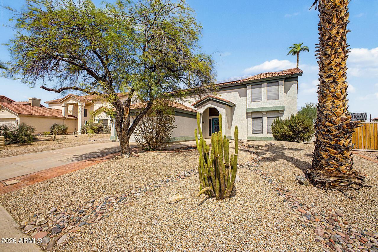 3922 E Goldfinch Gate Ln., Phoenix, AZ 85044