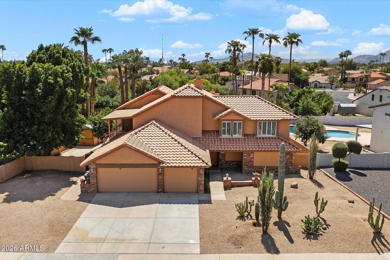 6235 E Paradise Ln., Scottsdale, AZ 85254