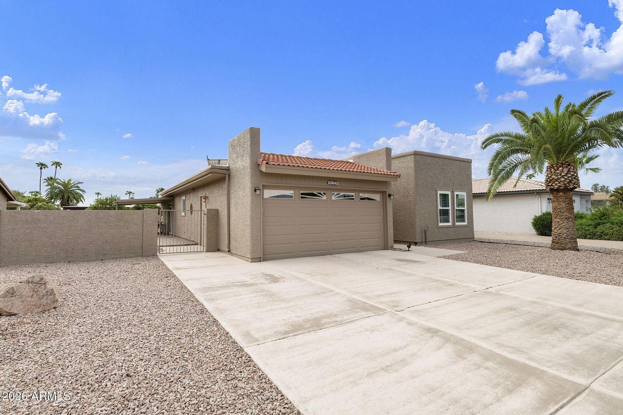 25843 S New Town Dr., Sun Lakes, AZ 85248