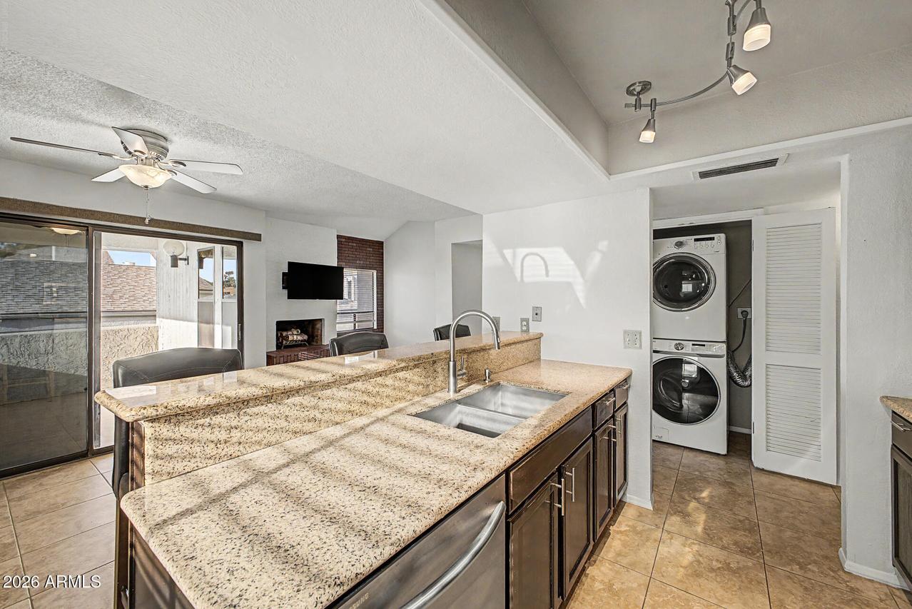 7502 E Thomas Rd. #301, Scottsdale, AZ 85251