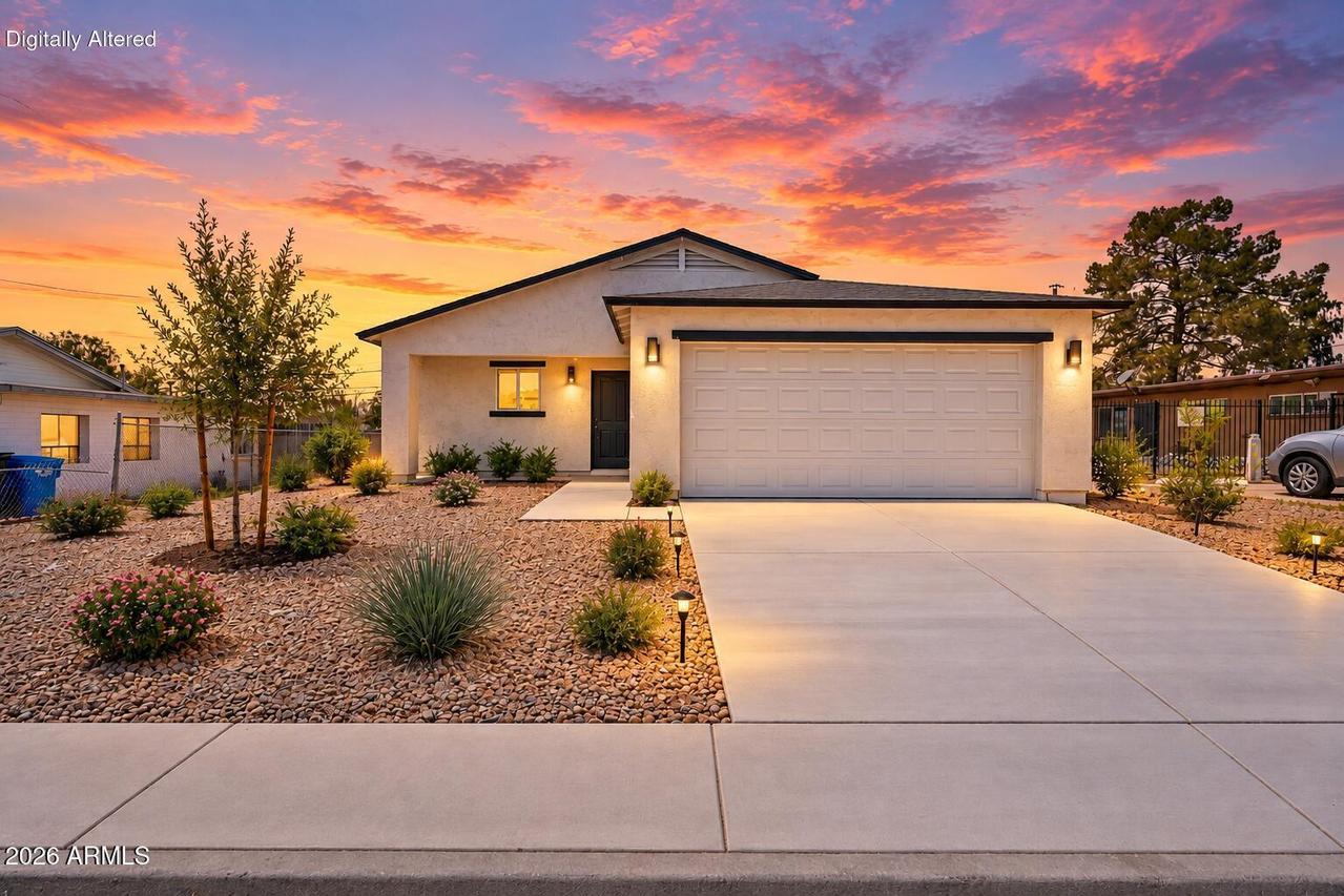 9618 N 10th Ave., Phoenix, AZ 85021