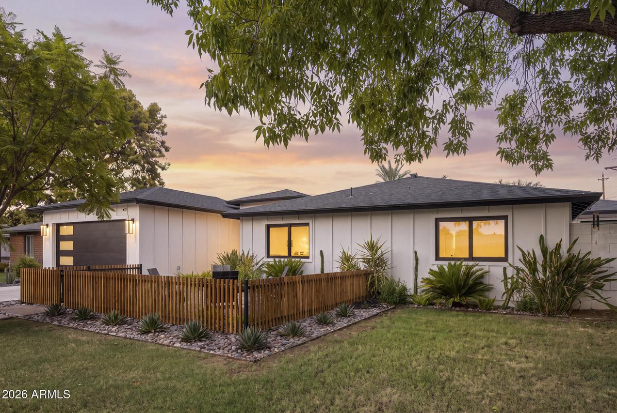 3832 E Fairmount Ave., Phoenix, AZ 85018
