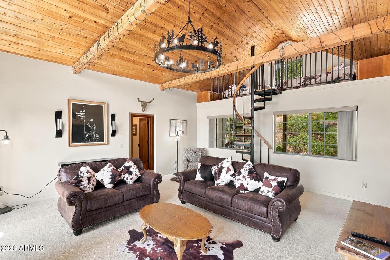 6583 W Ruin Hill Loop, Pine, AZ 85544