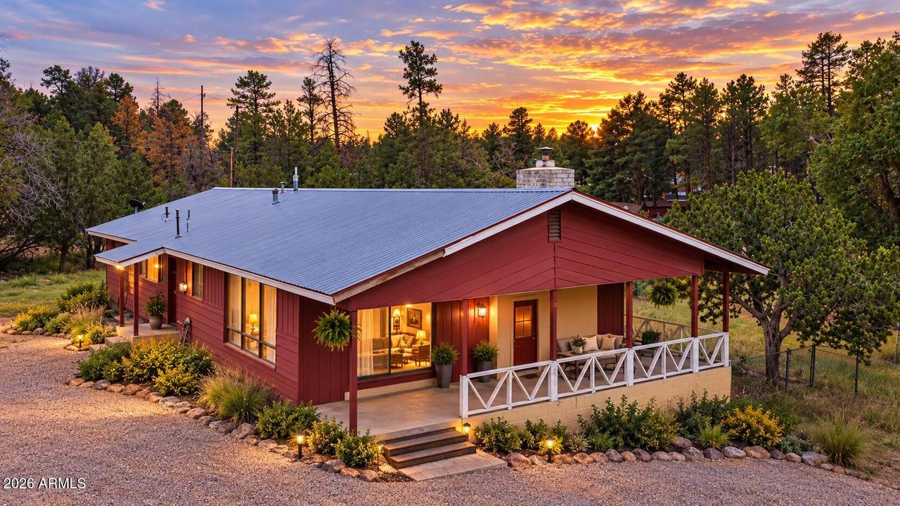1895 W Aspen Ln., Overgaard, AZ 85933