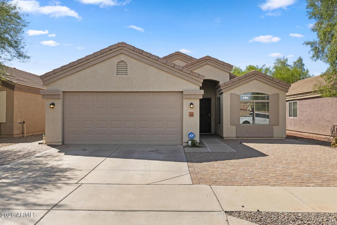 5808 S 32nd Ave., Phoenix, AZ 85041
