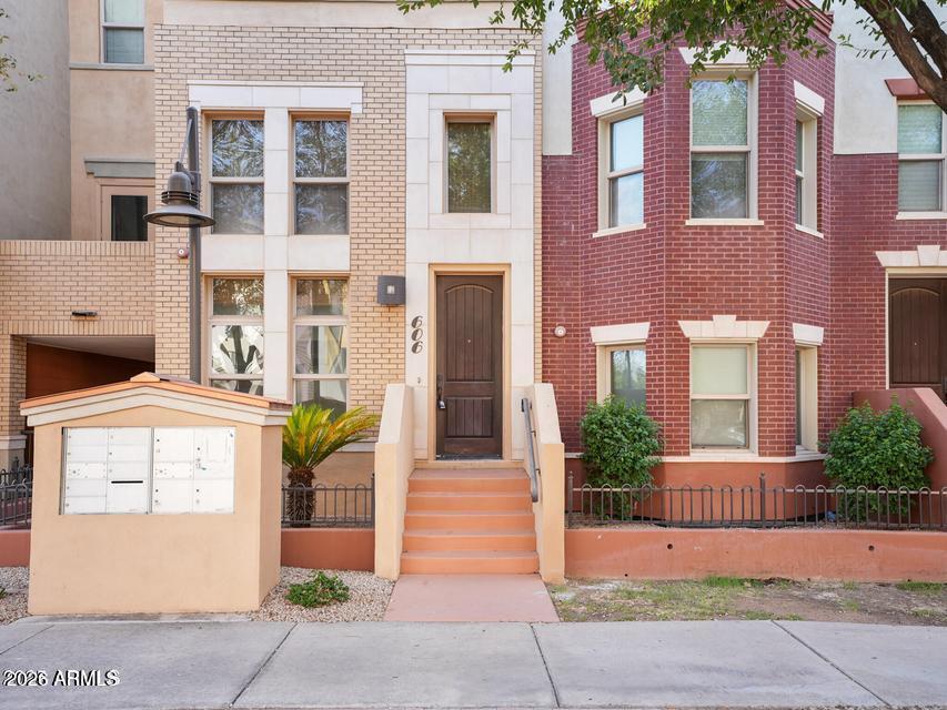 606 S Wilson St., Tempe, AZ 85281