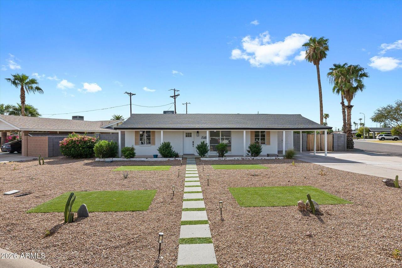 7049 E Cypress St., Scottsdale, AZ 85257