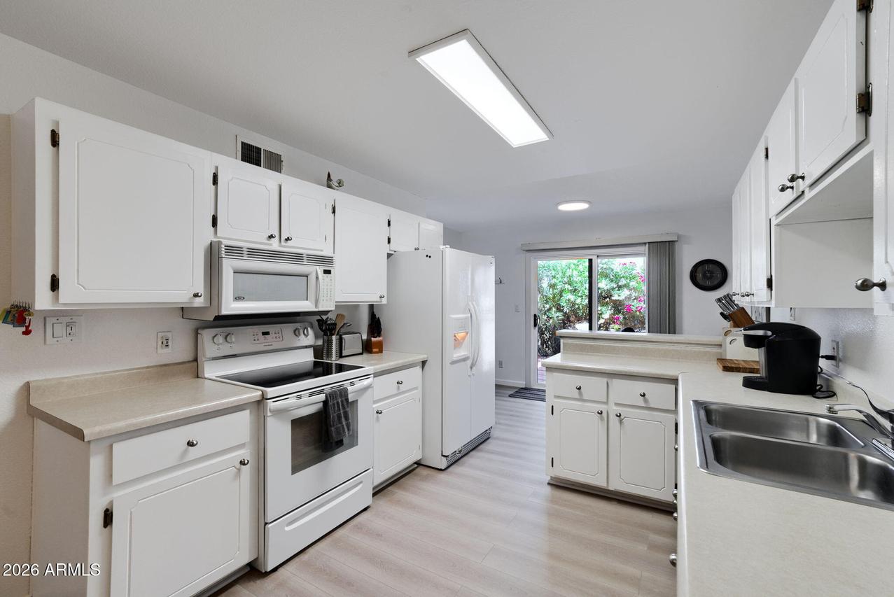 455 S Delaware Dr. #129, Apache Junction, AZ 85120
