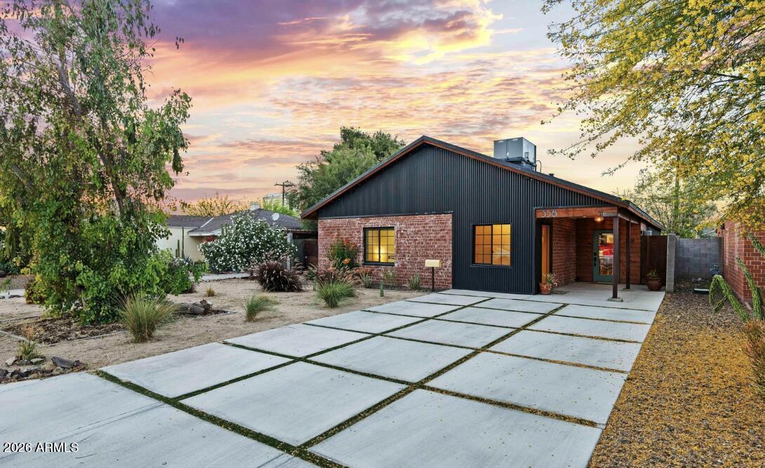 358 E Whitton Ave., Phoenix, AZ 85012