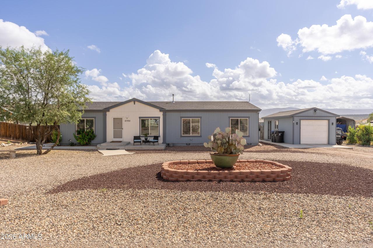 5795 N Brittney Ln., Rimrock, AZ 86335
