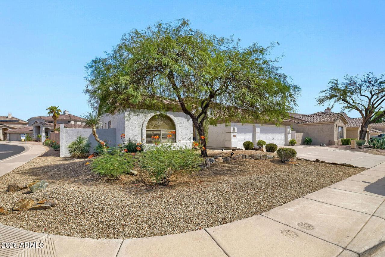 16611 S 16th Ave., Phoenix, AZ 85045