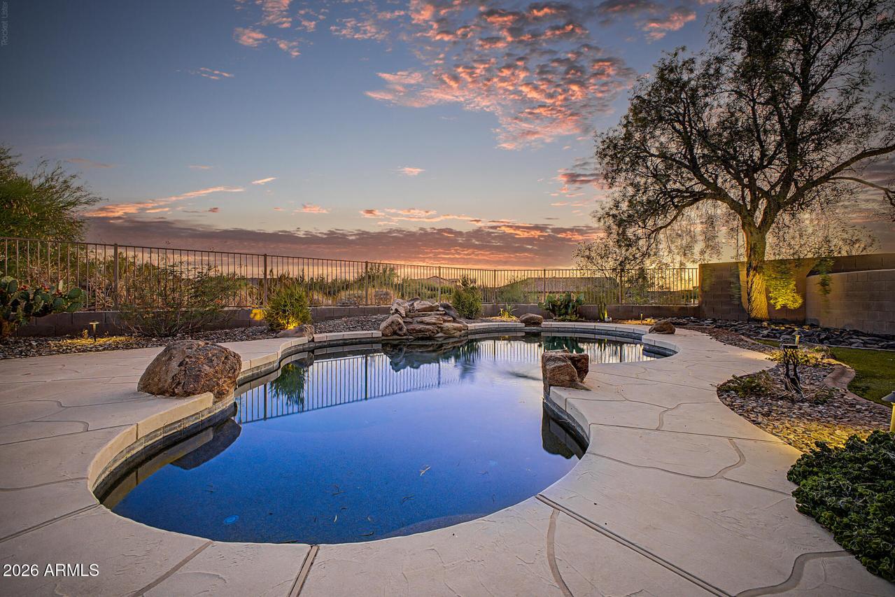 18035 W Paseo Way, Goodyear, AZ 85338