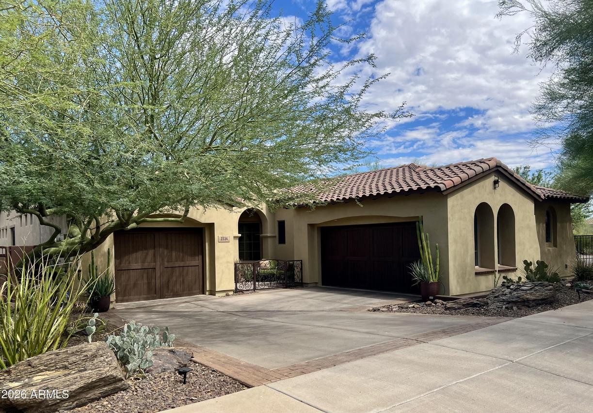 2334 E Samantha Way, Phoenix, AZ 85042
