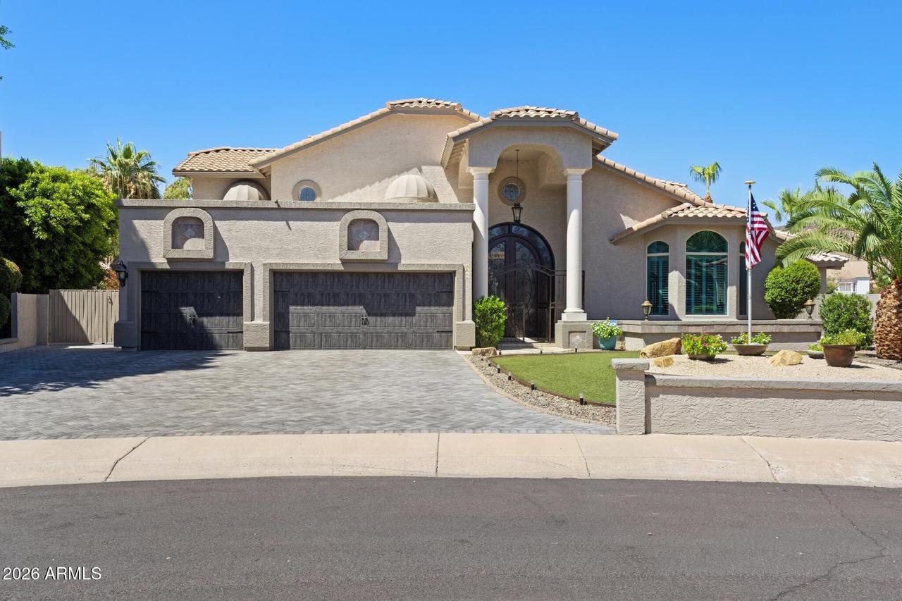 5866 W Del Lago Cir., Glendale, AZ 85308