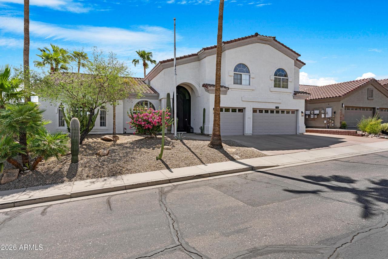 1825 E Marilyn Rd., Phoenix, AZ 85022