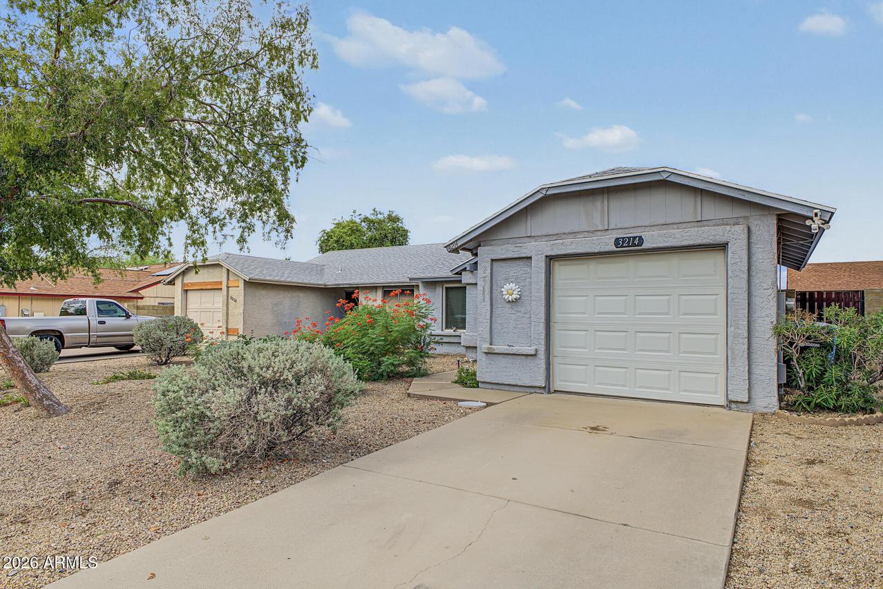 3214 W Mohawk Ln., Phoenix, AZ 85027