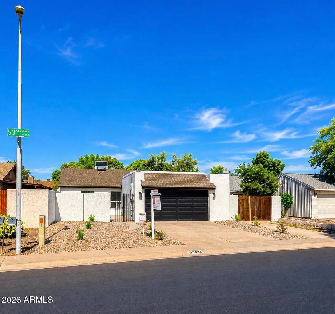 9419 N 53rd Ave., Glendale, AZ 85302