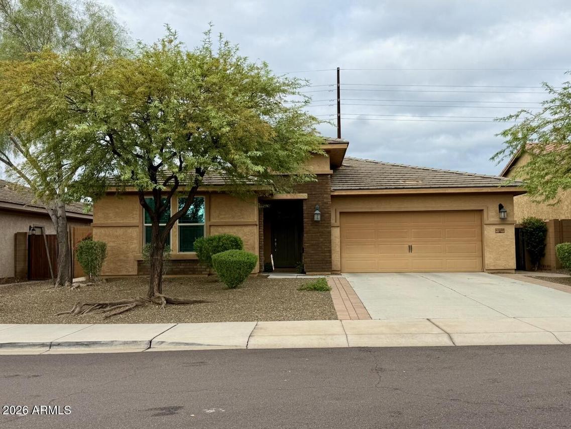 43608 N Hudson Tr., New River, AZ 85087