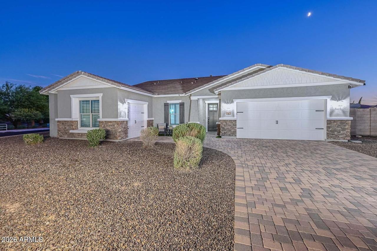 18373 W Sells Dr., Goodyear, AZ 85395