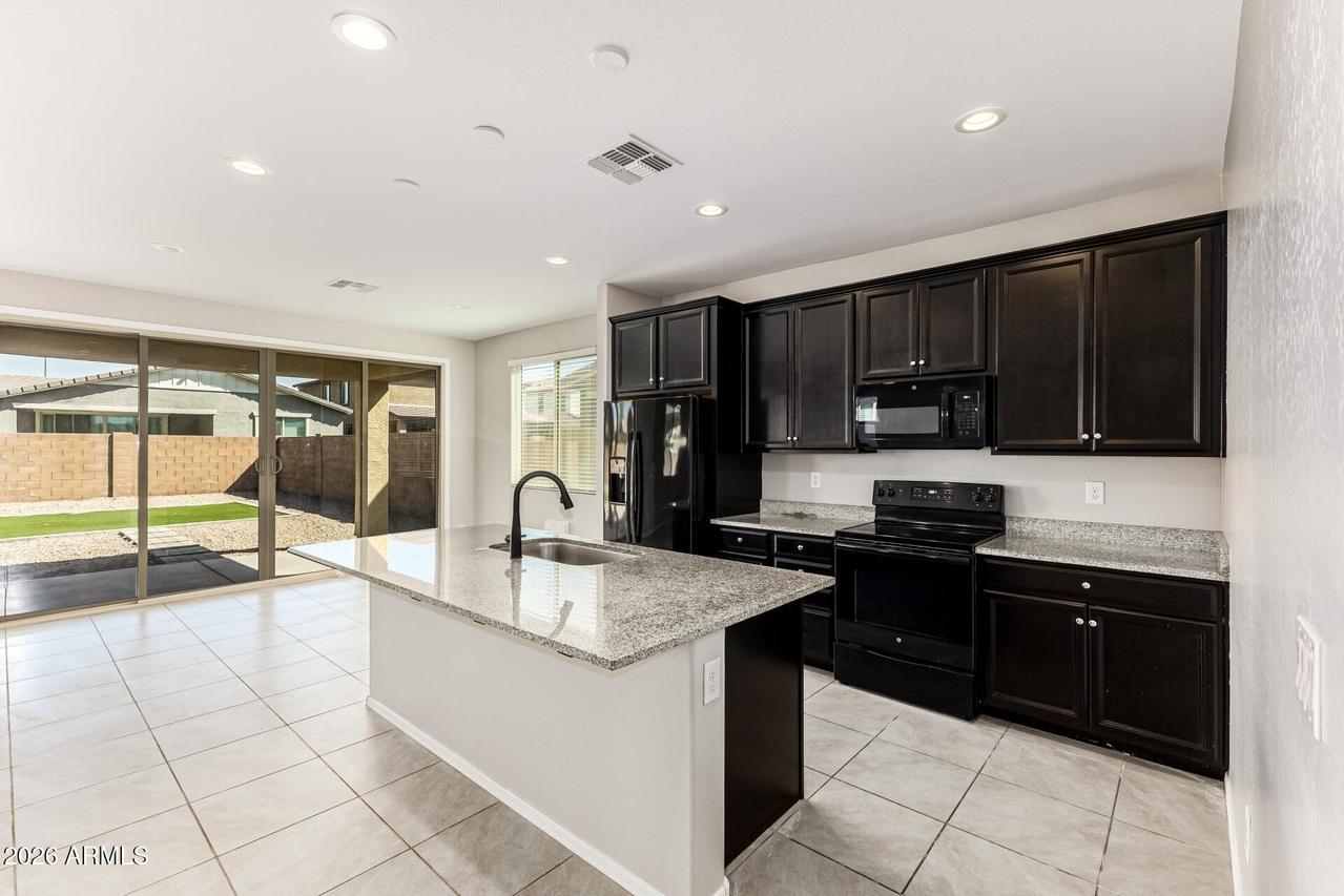 44200 W Palo Aliso Way, Maricopa, AZ 85138