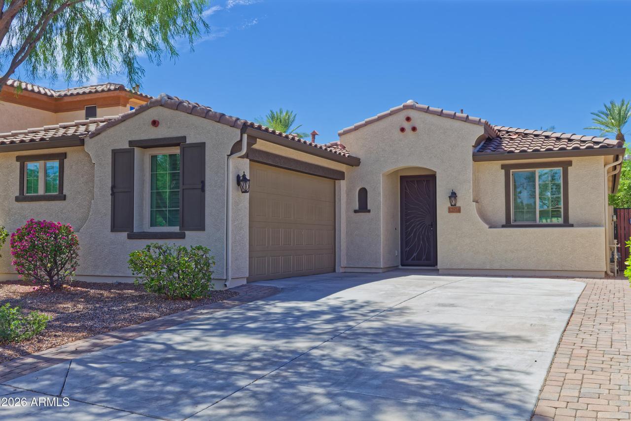 12816 N 93rd Dr., Peoria, AZ 85381