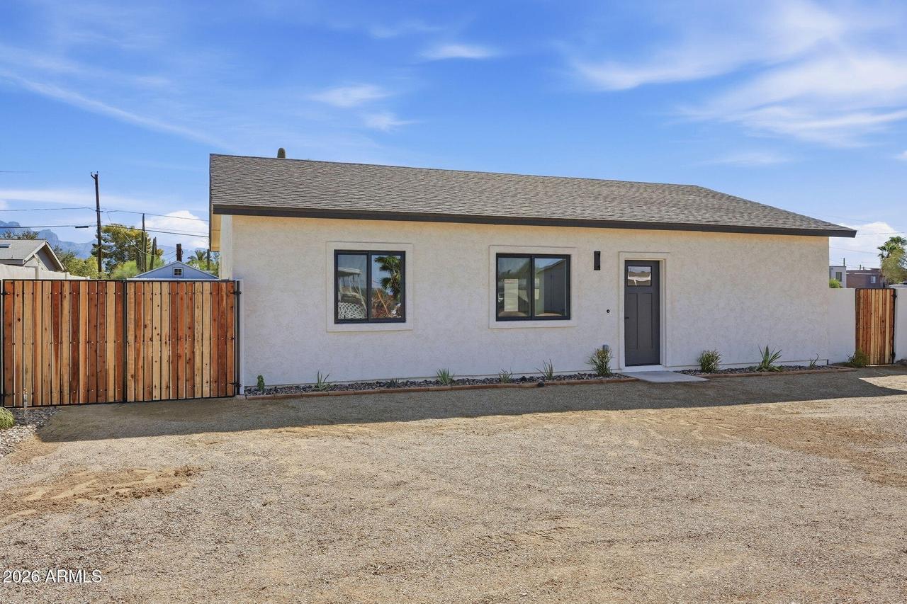 1932 W Gregory St., Apache Junction, AZ 85120