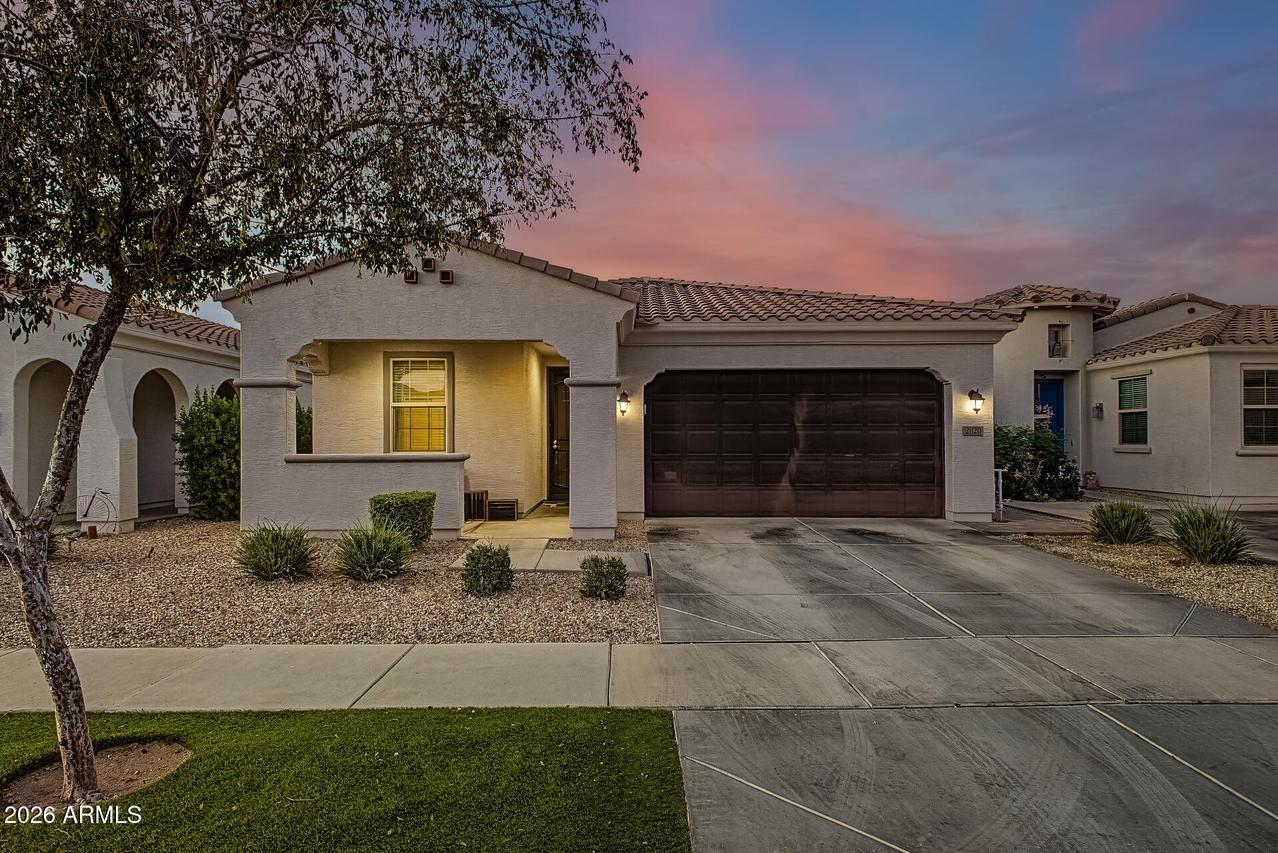 2820 E Sunland Ave., Phoenix, AZ 85040