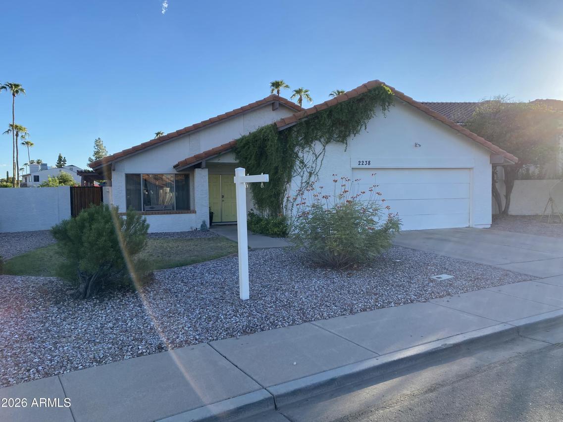 2238 S Catarina, Mesa, AZ 85202