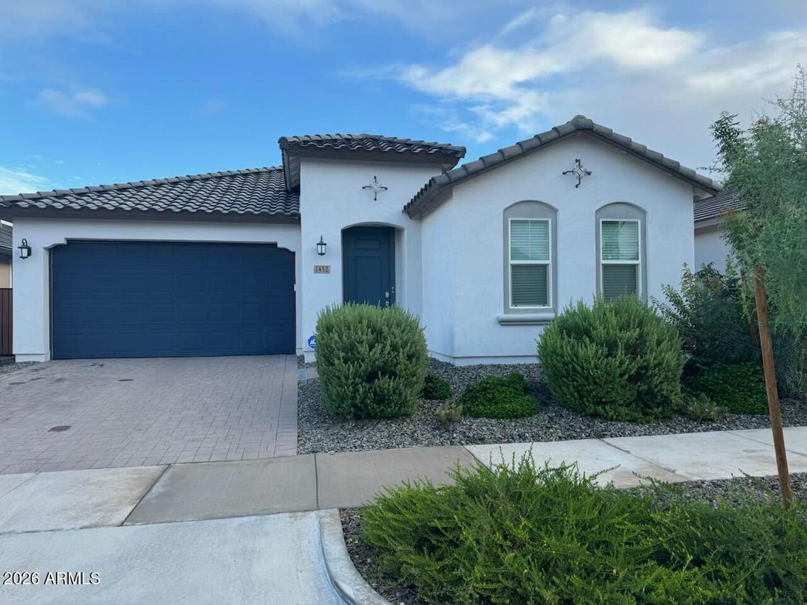 1452 W Golden Ore Pass, Apache Junction, AZ 85120