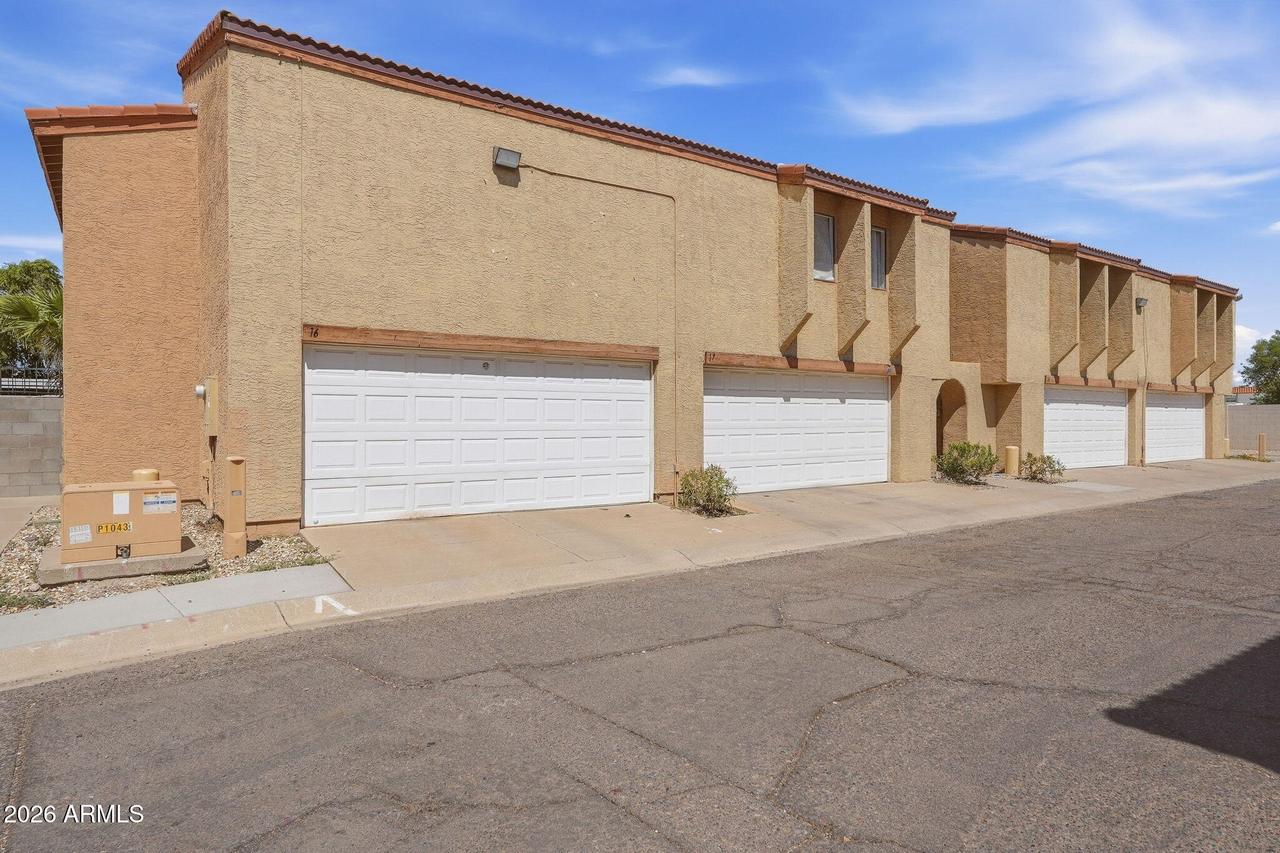 2202 W Glenrosa Ave. #18, Phoenix, AZ 85015