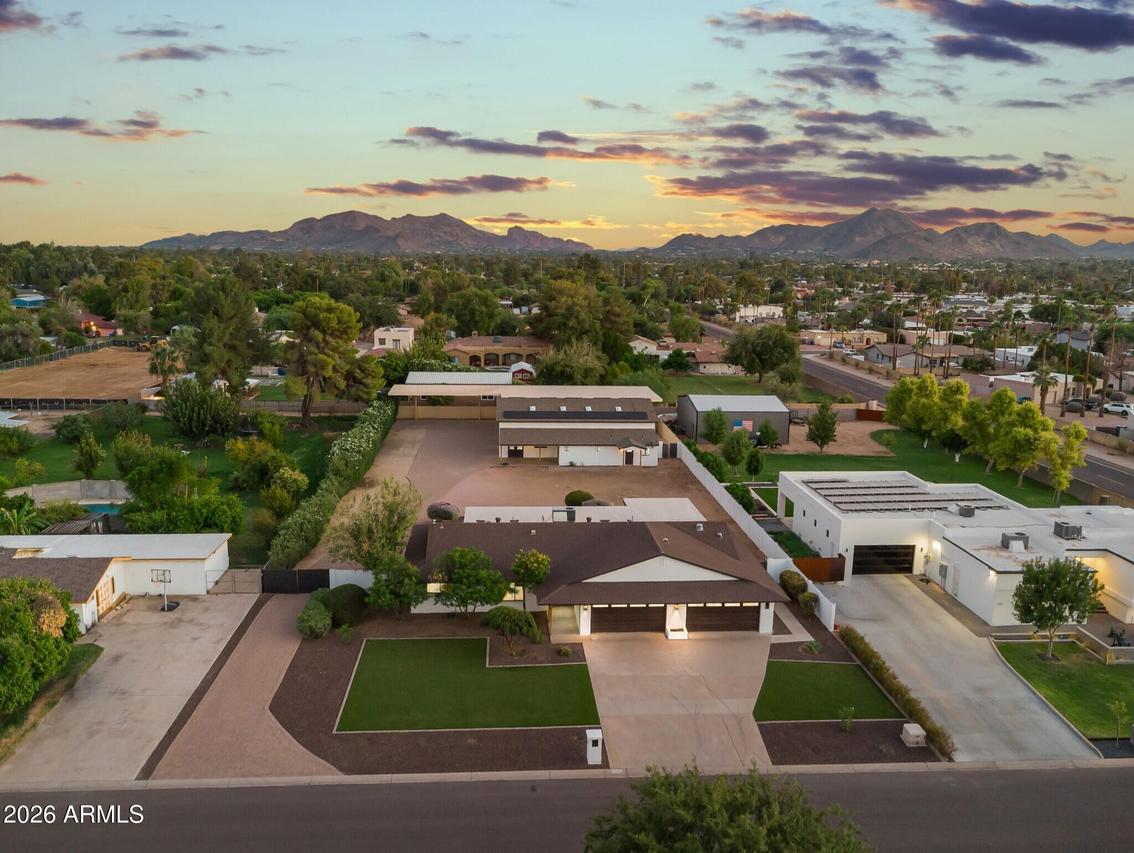 5211 E Windrose Dr., Scottsdale, AZ 85254