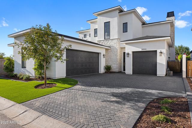 New Homes with Master Bedrooms on the 1st Floor That Attend Queen Creek High School: September 12th to September 18th