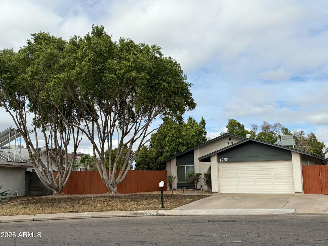 1250 S Revere, Mesa, AZ 85210