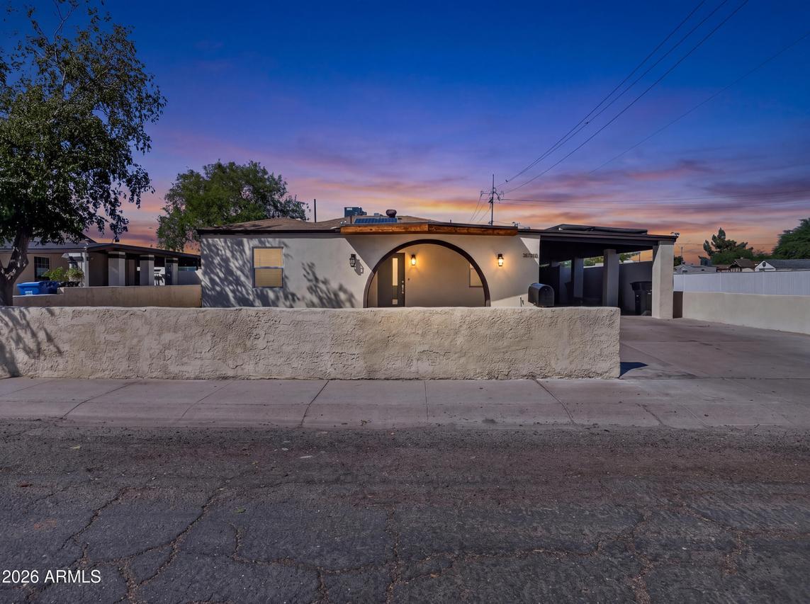 3202 W Garfield St., Phoenix, AZ 85009