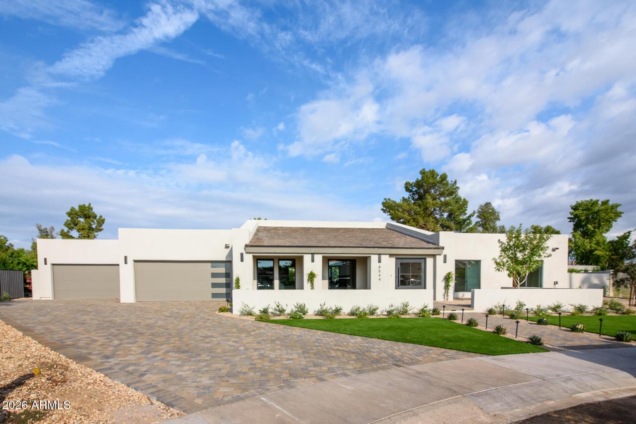 8544 E San Lorenzo Dr., Scottsdale, AZ 85258