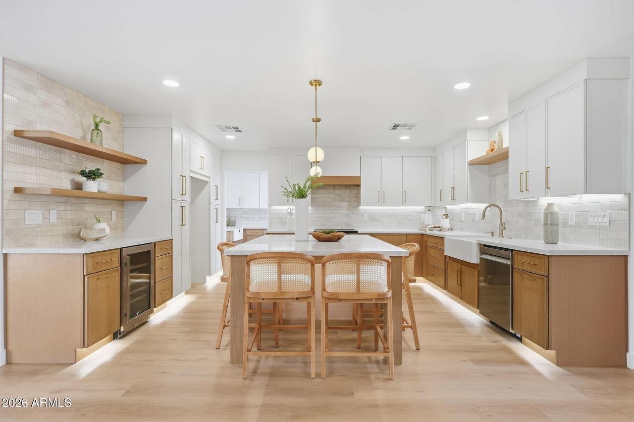 7901 E Plaza Ave., Scottsdale, AZ 85250