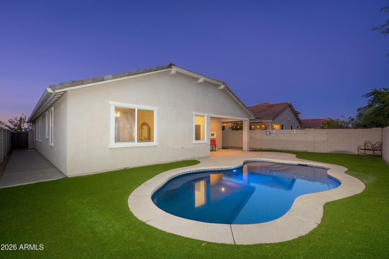 12935 W Flynn Ln., Glendale, AZ 85307
