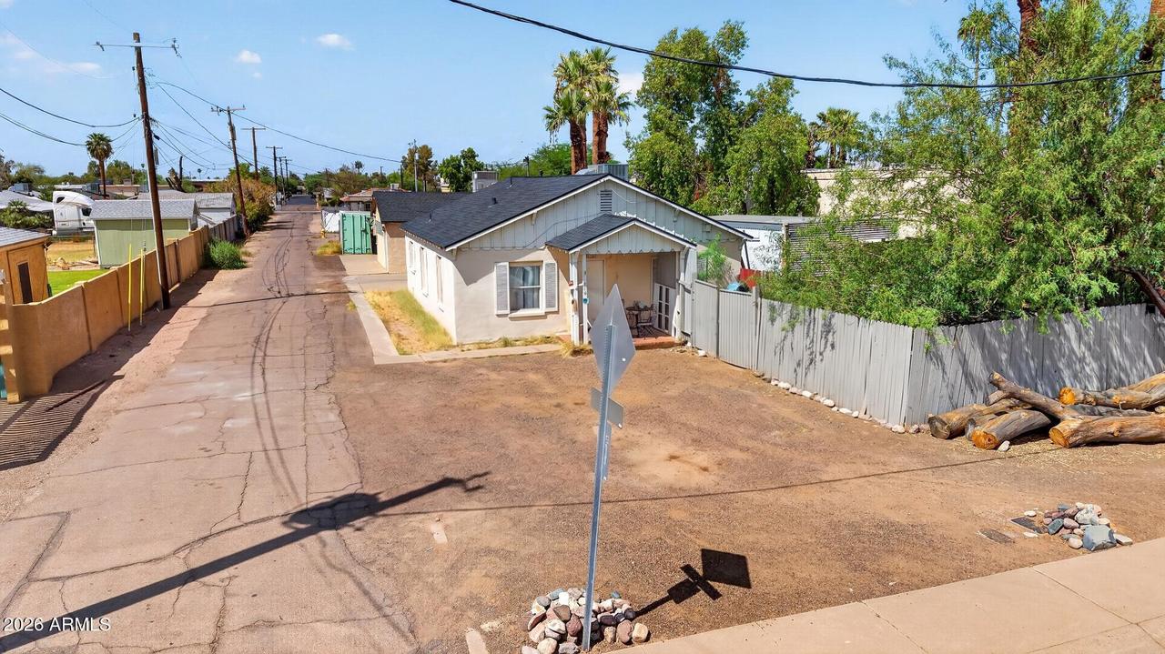 816 S Wilson St., Tempe, AZ 85281
